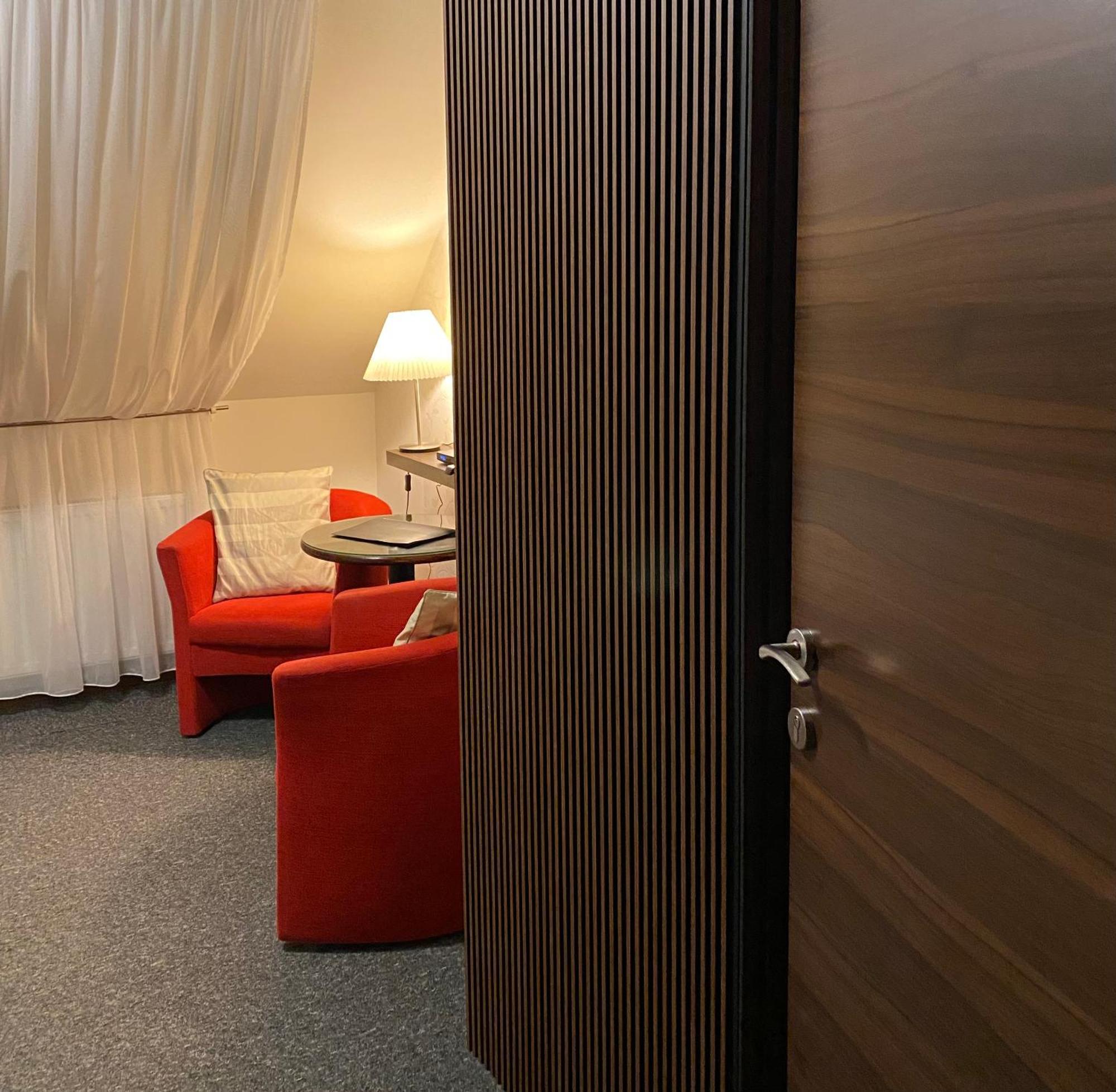 Penzion Luxor Trnava Exteriör bild
