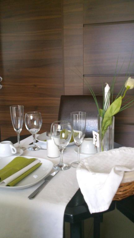 Penzion Luxor Trnava Rum bild